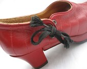 Custom Red Retro Platform Pumps