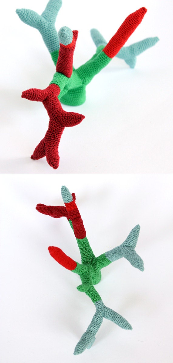 Crochet sculpture - Tree