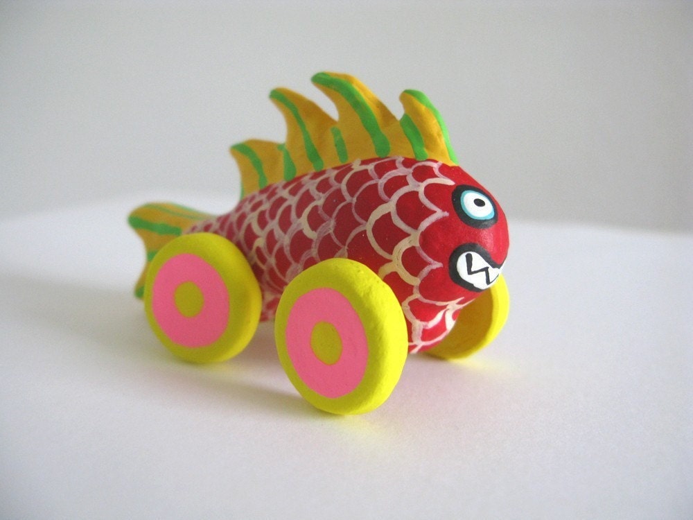 Red And Yellow Monster Fish - Mini Art Pull Toy Sculpture