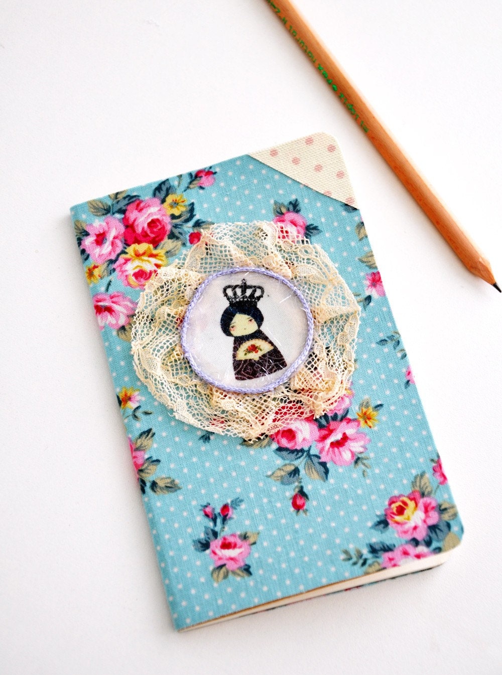 SALE - Queen paperdoll moleskine cahier