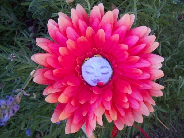 Giant Flower Fairy Wands-Gerbera Daisy-Alice's Talking Flowers-Costume-Faeryspell Creations