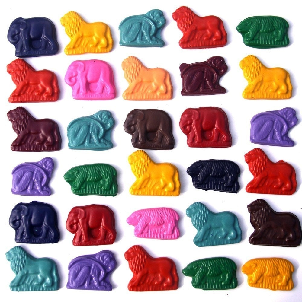 Kids' ANIMAL CRACKER CRAYONS - Birthday Party Pack of 20 Favors - Monkeys, Lions, Elephants & Bears -Red, Yellow, Pink, Green, Orange, Etc