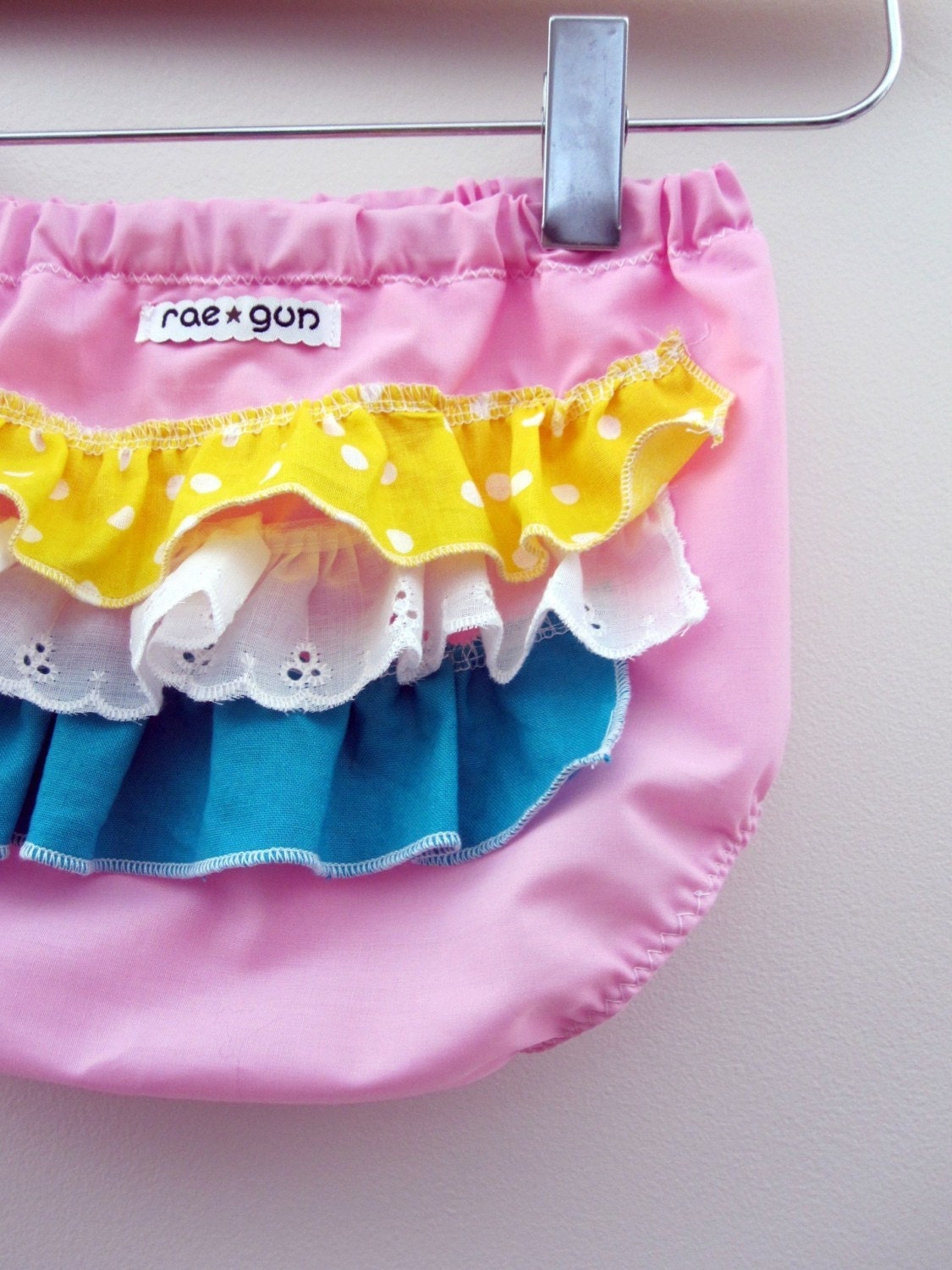 Berry Lemonade -ruffle diaper covers