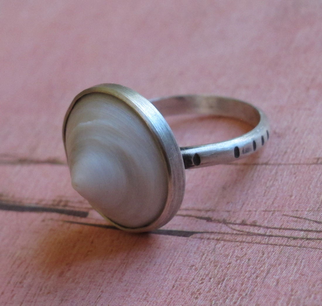 Concha Ring