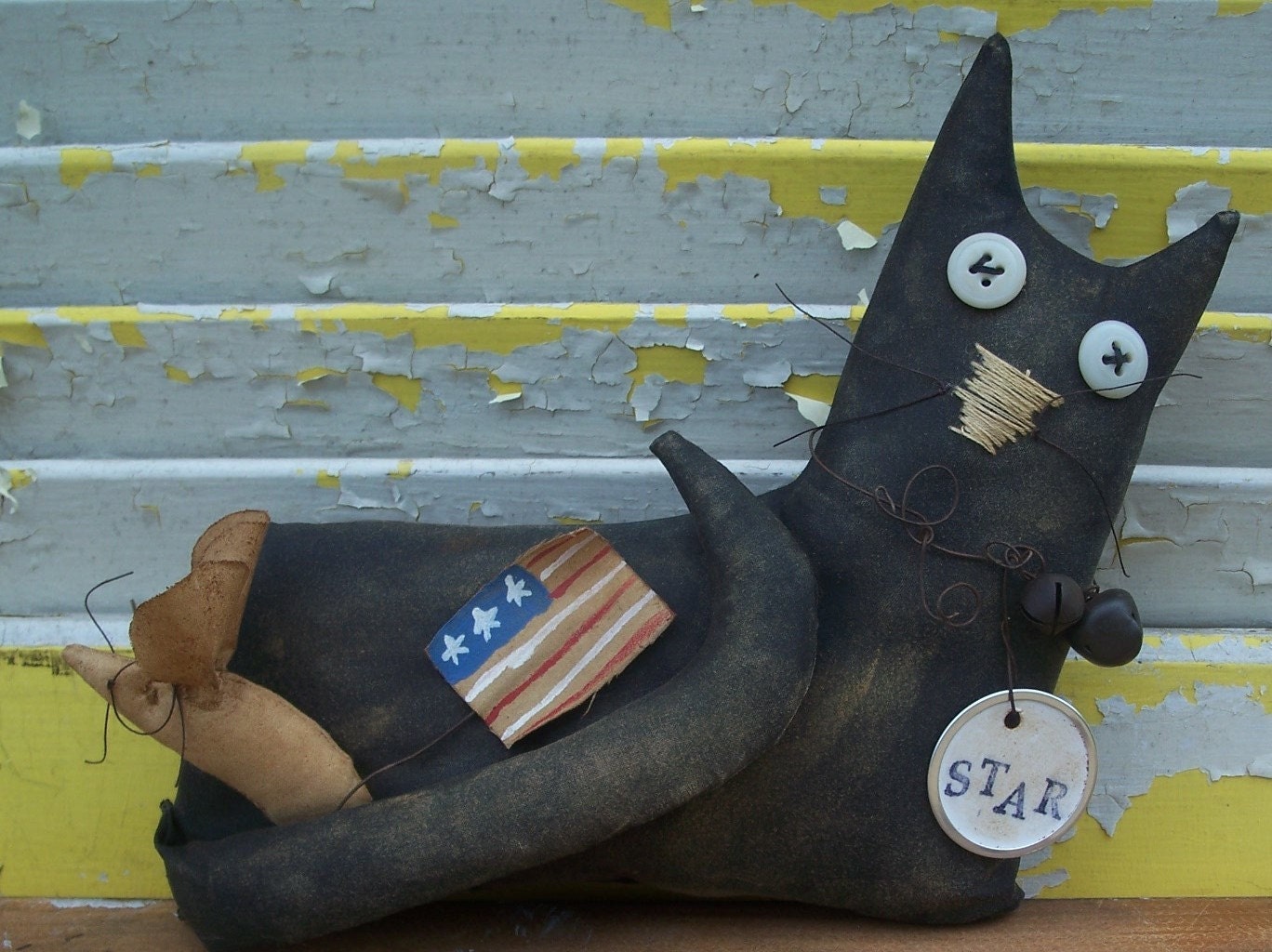 Primitive Starr Americana Cat