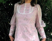 Vintage handmade Prairie Empire Swiss Dot Tunic -- Medium to Large 1960s floral print rose pink leg of mutton sleeves - edwardian style