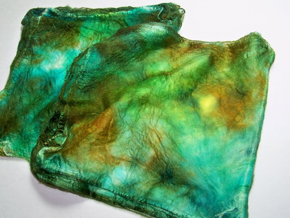Hand Dyed Silk Fiber Mawata Silk Hankies for Spinning or Knitting -- Lily Pad (10grams)
