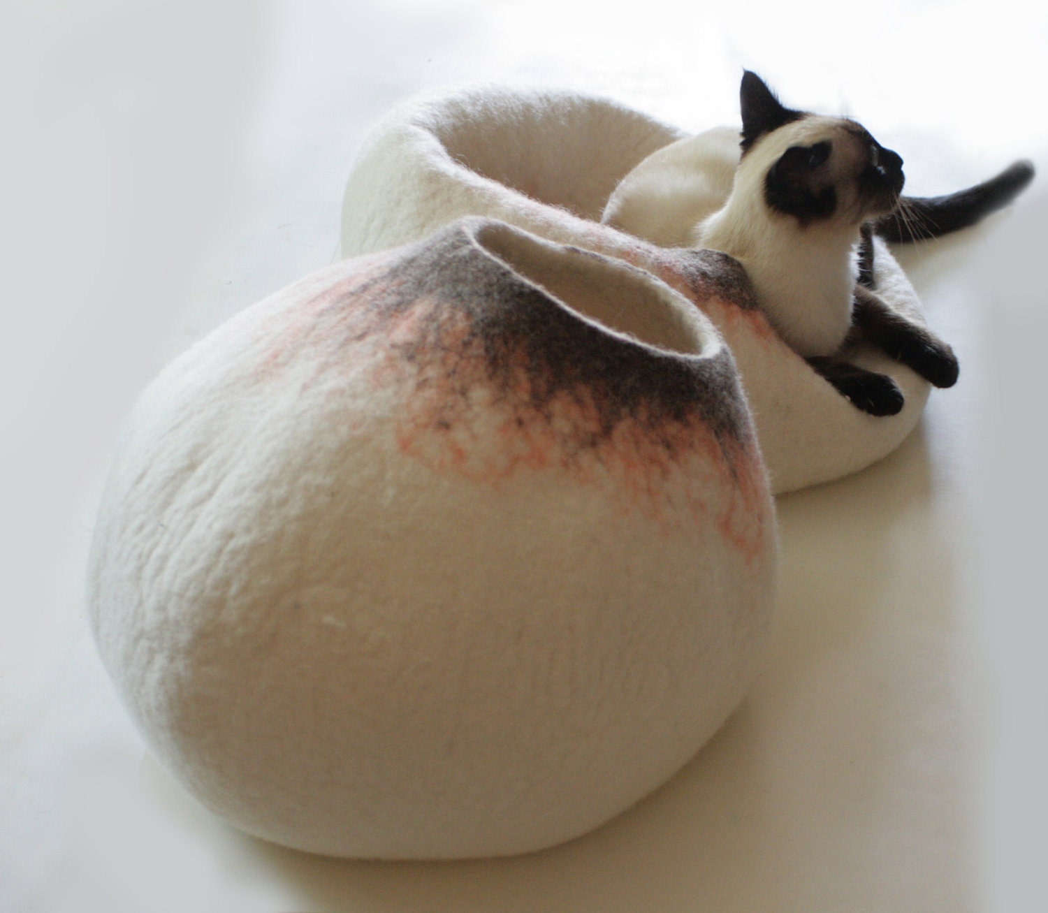 Cat Nap Cocoon / Cave / Bed / House / Vessel - Hand Felted Wool - Crisp Contemporary Design - READY TO SHIP Latte Bubble