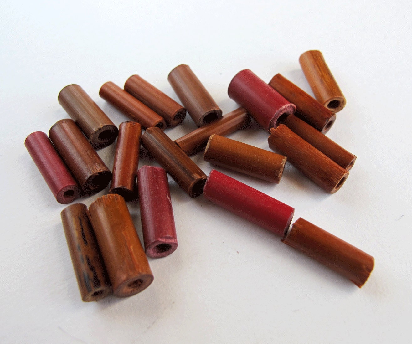 Wood Tube Bead Assortment (50X) (B636)