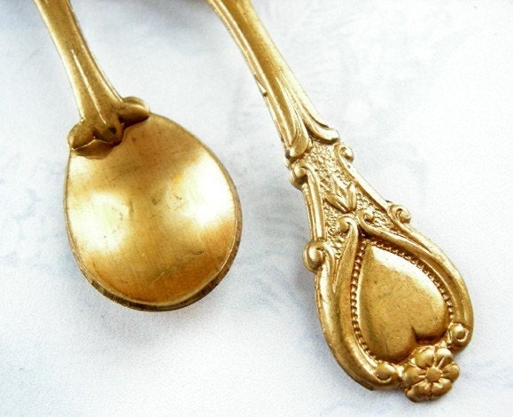Raw Brass Spoon Pendants (with hole) (4X) (M664)