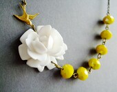Flower Necklace,White Jewelry,Bridesmaid Jewelry,Yellow Necklace,Wedding Jewelry (Free matching earrings)