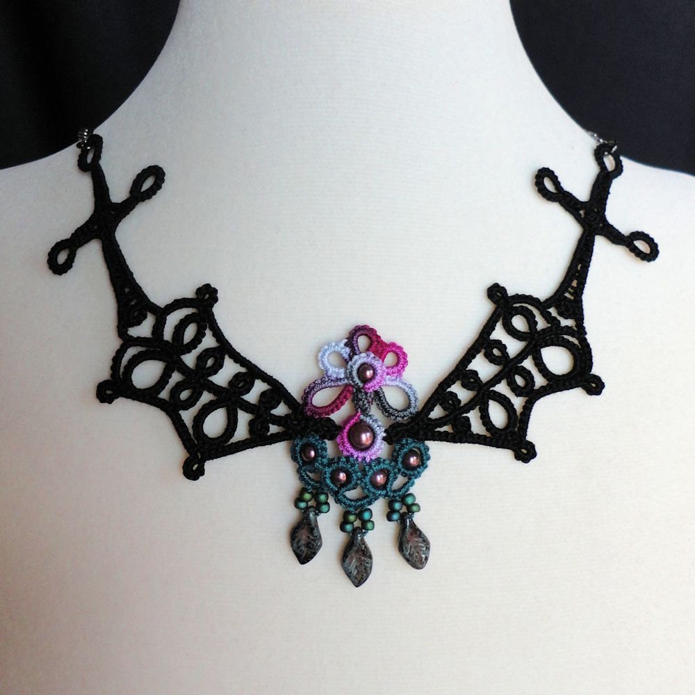 Tatted necklace "Swords into Plowshares" black