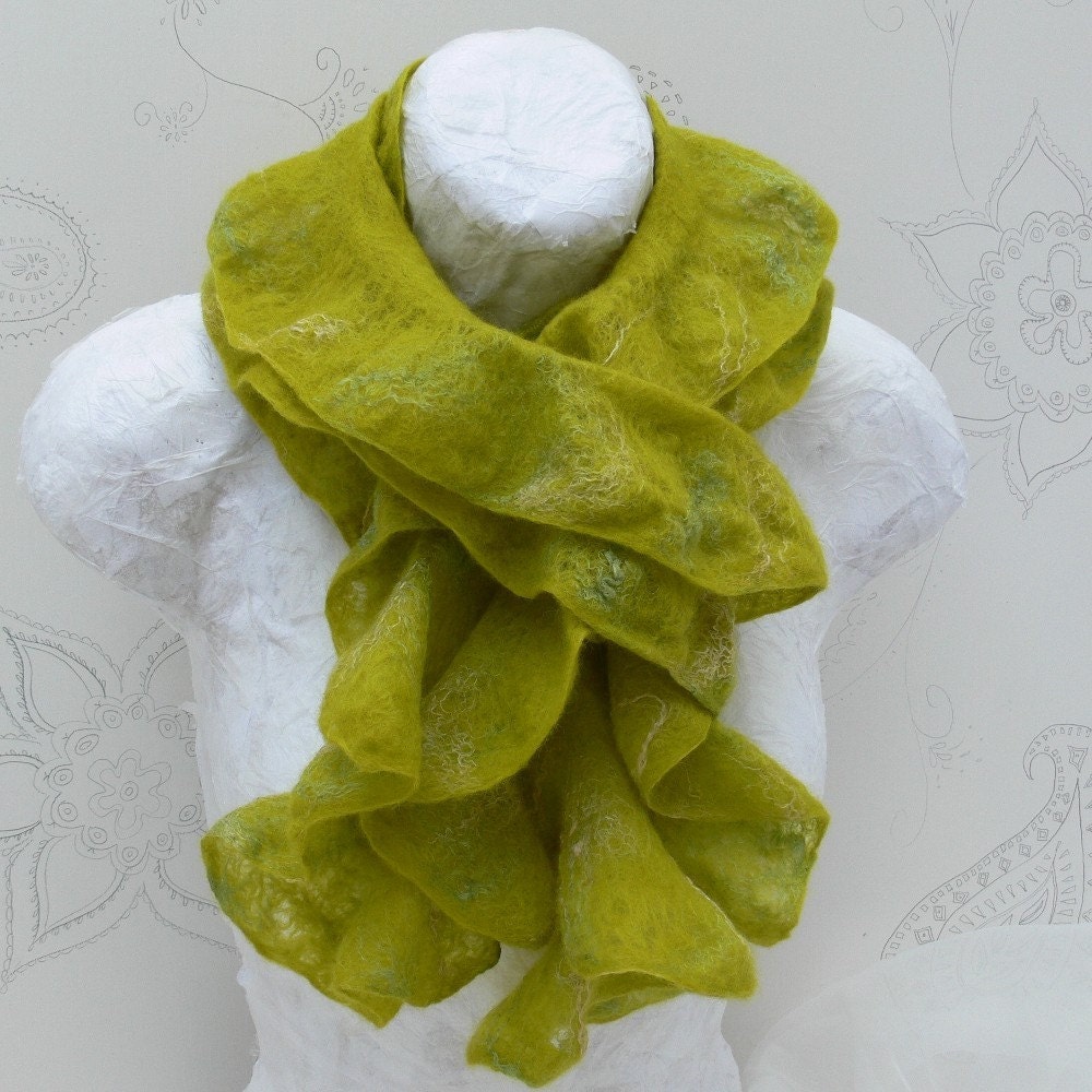 The Pistachio Scarf