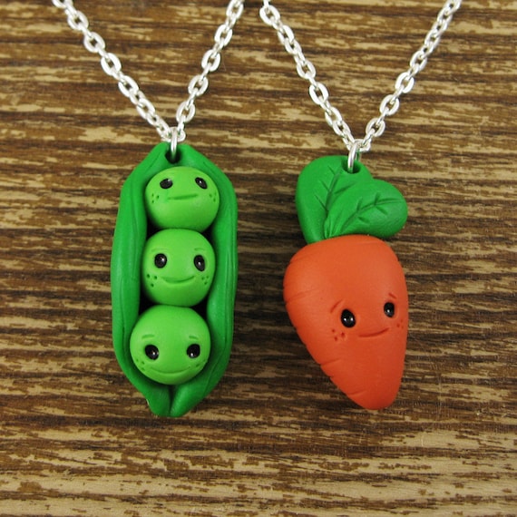 Peas and Carrot Best Friend Necklace Set