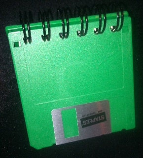 Green Floppy Disc Spiral Post-it Note Holder
