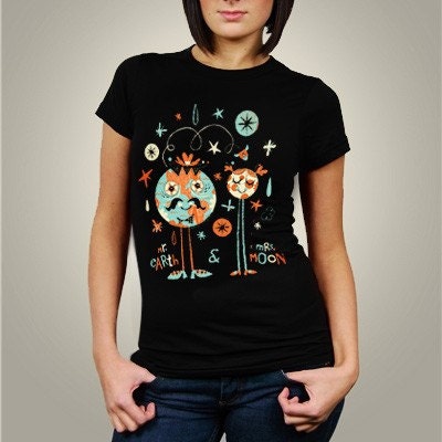 Mr. Earth and Mrs. Moon (Women T-Shirt)