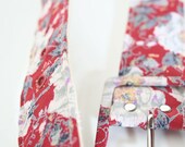 Vintage 1970s Red Floral Belt