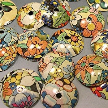 VINTAGE Floral Bead Caps-COSMOS