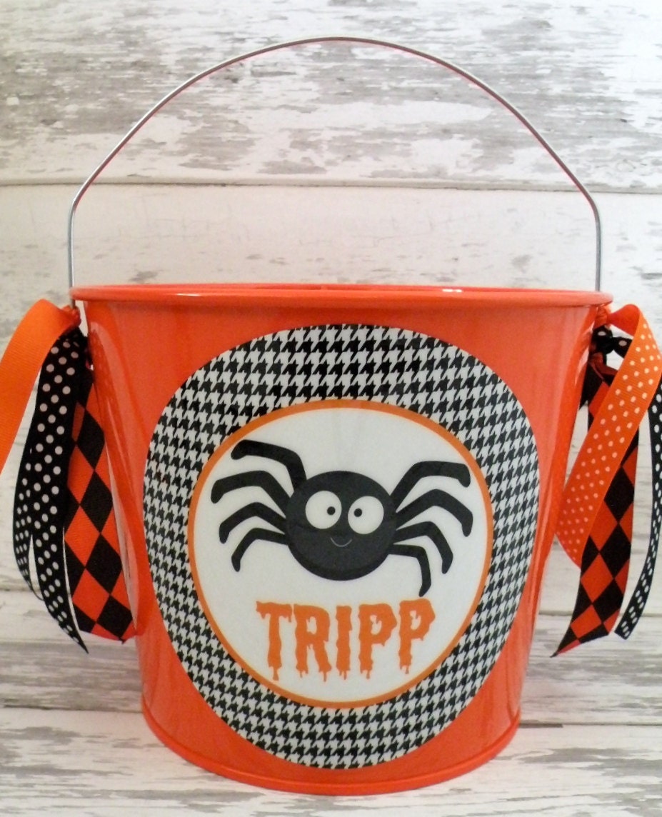 Personalized 5 Quart Halloween Bucket - More Designs Available