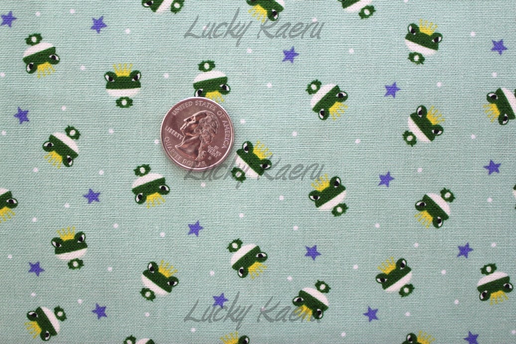 Kawaii Tiny Frogs and Crowns on Green Japanese Fabric - Half Yard