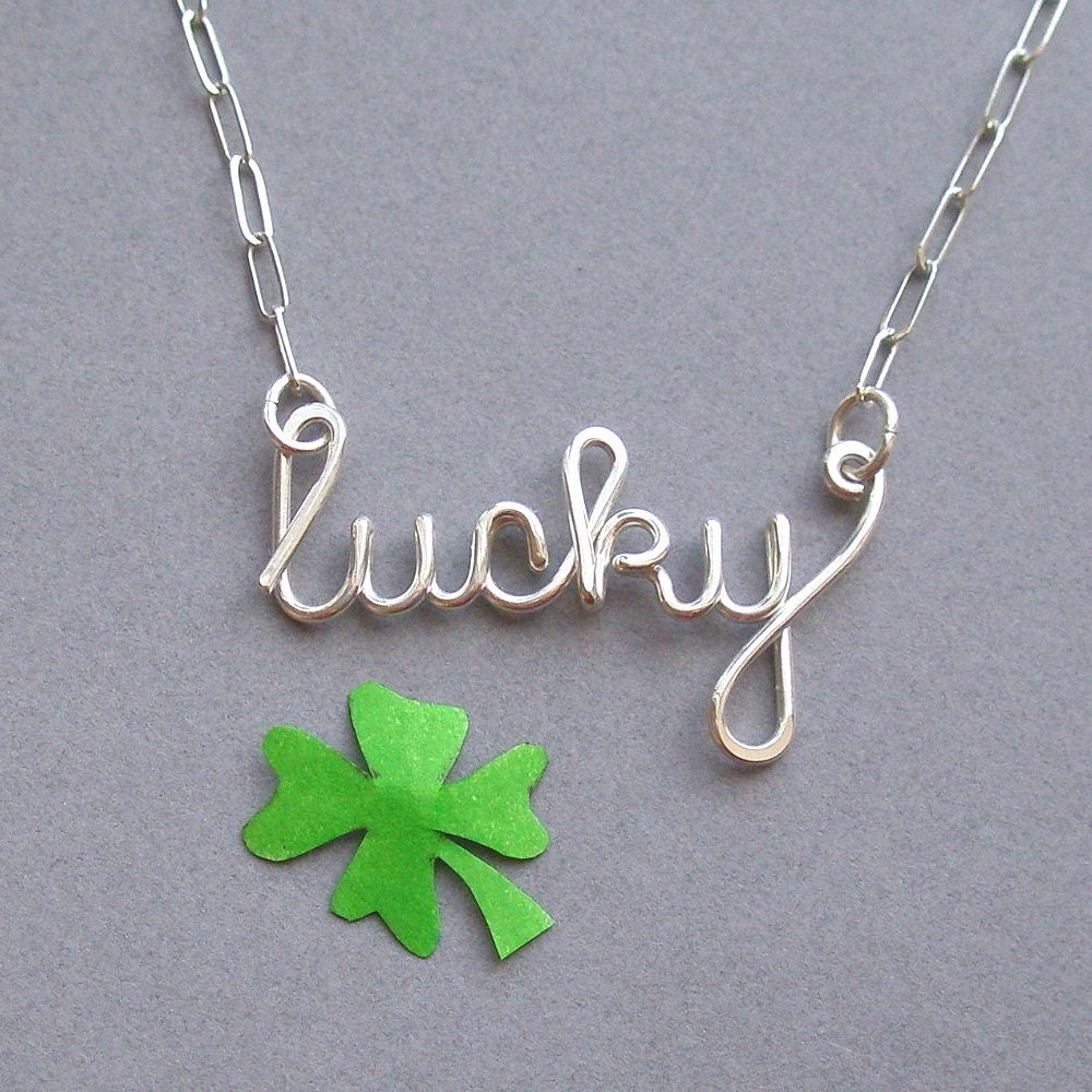 lucky necklace (all sterling silver wire word)