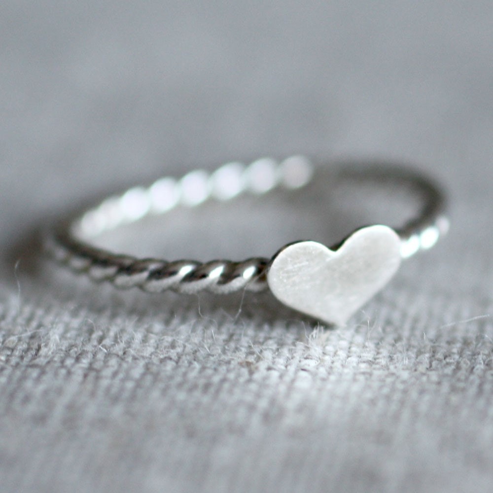 Sweet Heart Ring - Sterling Silver with Twist Band
