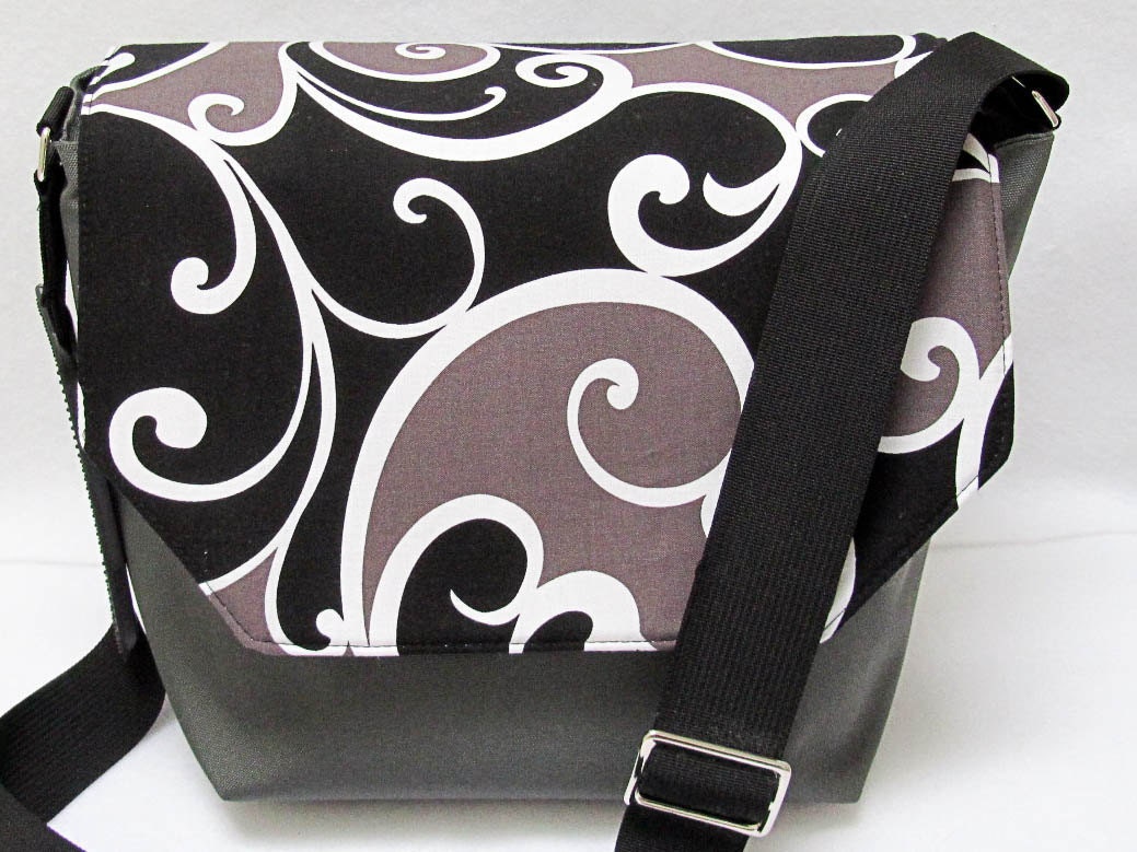 Medium Digital SLR Camera Bag - DSLR Camera Bag Purse  - Interchangeable flaps Photo Bella London Fog Fabric Flap - Gray Base