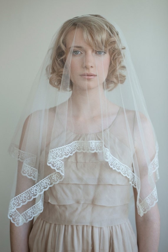 Bridal single layer silk veil - Silk tulle with lace trim veil in ivory - Style 053 - Made to Order