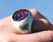 Hand Carved 925 Sterling Silver Ring size 6 With Dichroic Glass Piece by zulasurfing
