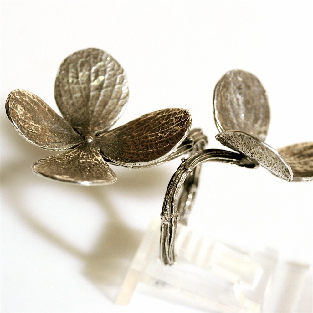 Double flower and branch ring is solid sterling silver