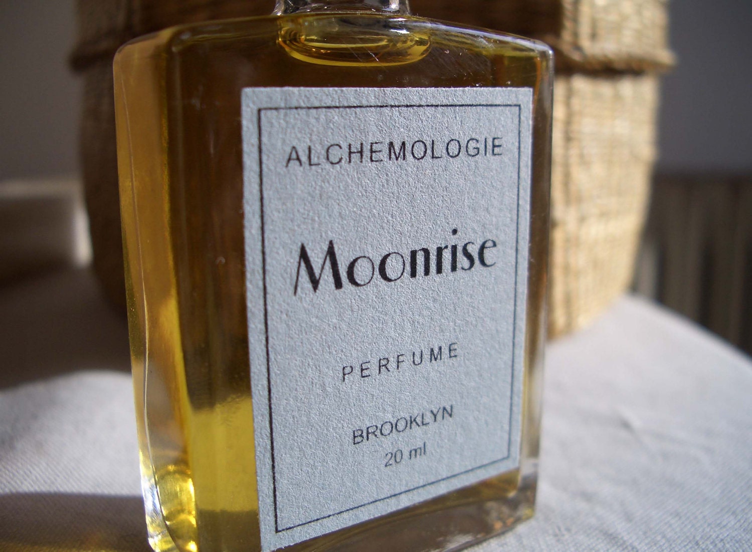Moonrise Natural Perfume