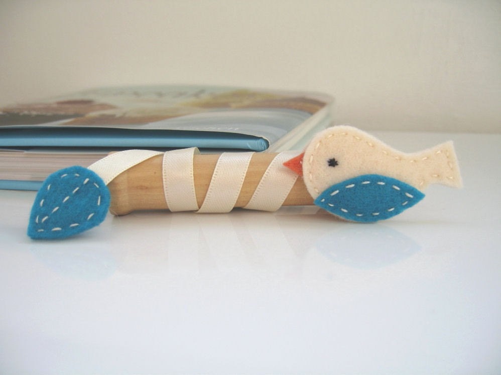 Where I Left Off - Felt Birdie Bookmark - Turquoise