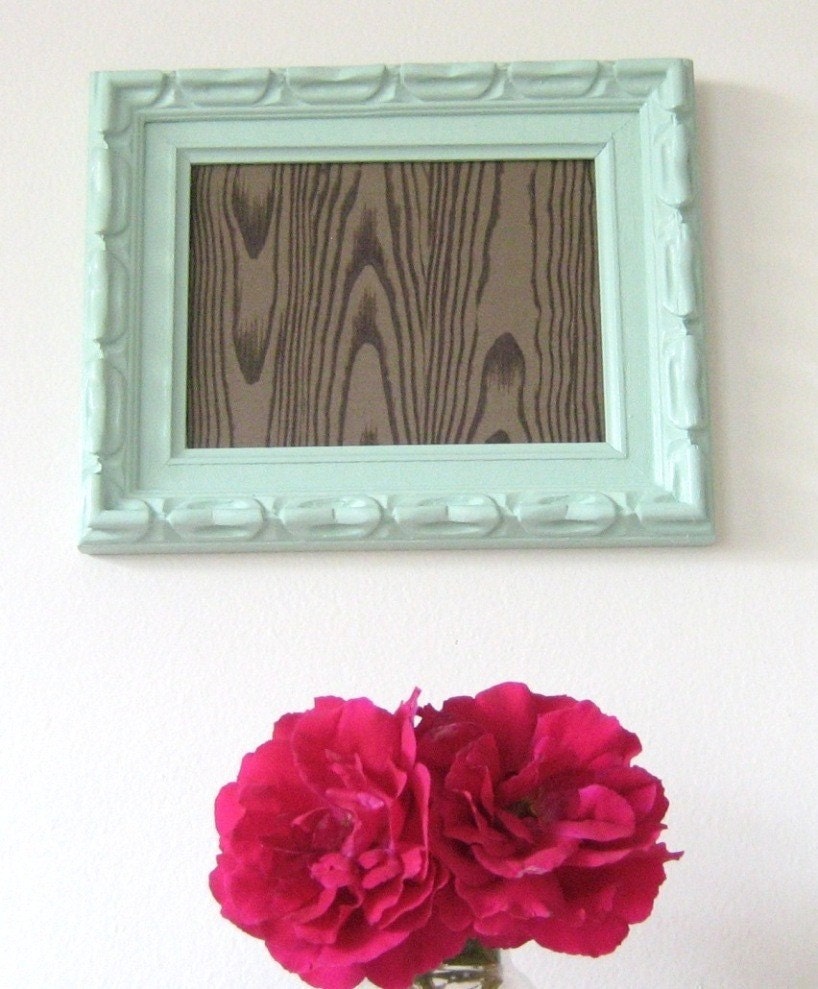 WOOD MAGNETIC Frame for your little-bits-of-inspiration
