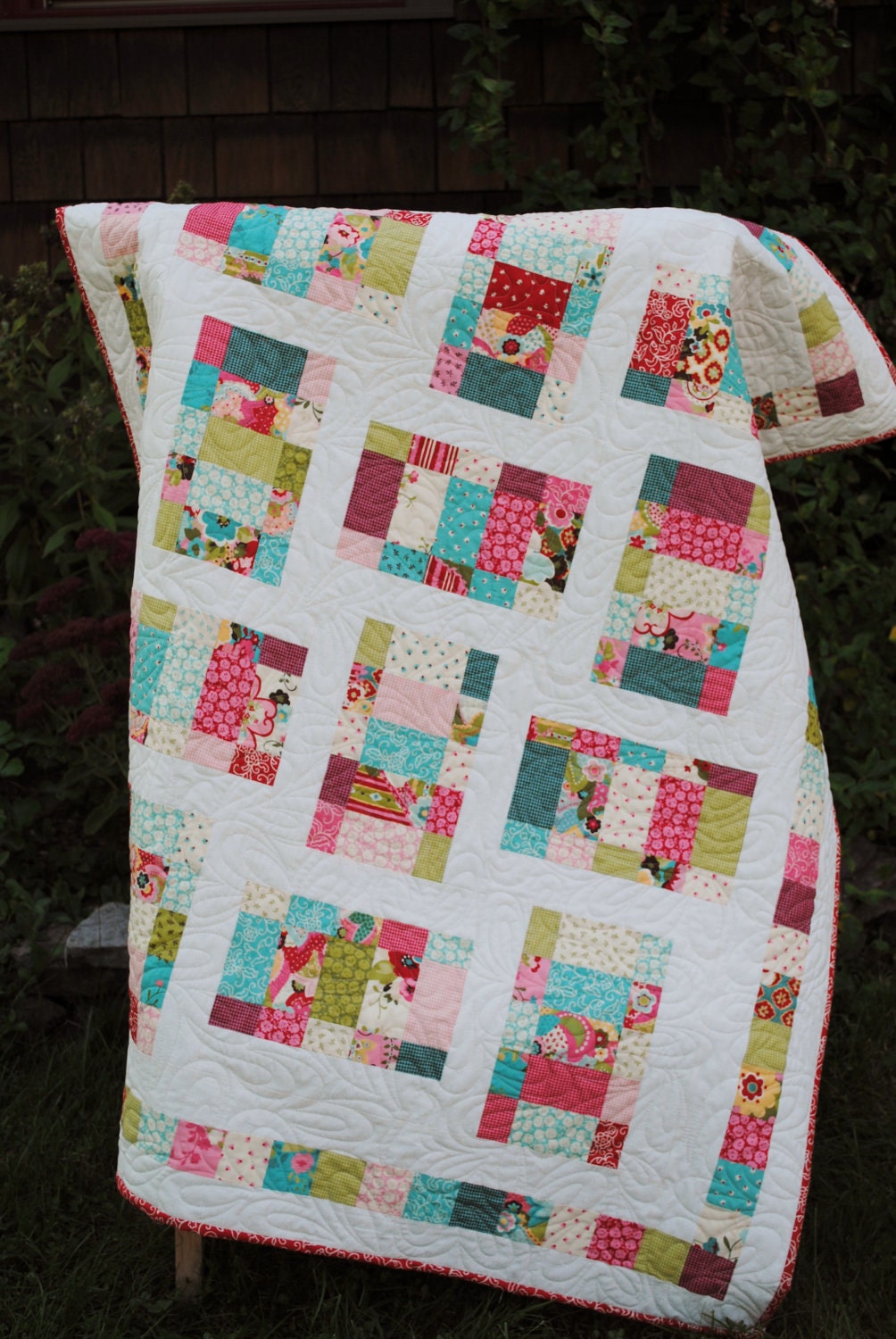 PDF quilt PATTERN baby quilt and lap quilt sizes.... Uses Layer Cake, Jelly Roll or Fat Quarters ...Picnic in the Park