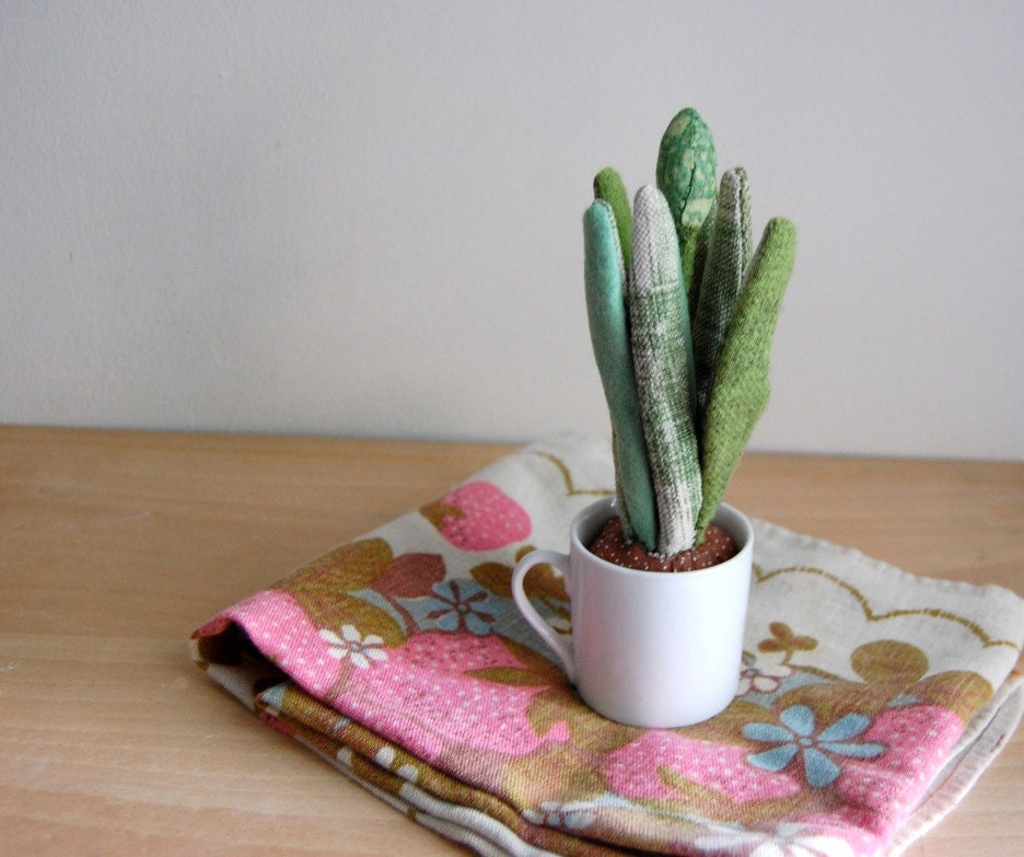 Stuffed Paperwhite Plant