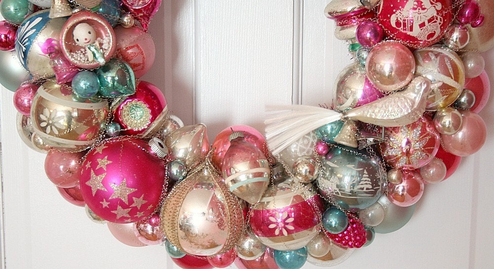 Special Pinks Aqua Vintage Ornaments Wreath Shiny Brite Fabulous BIG
