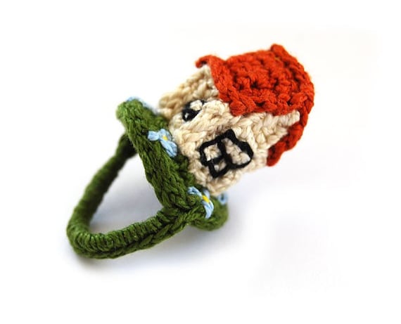 house - crocheted ring