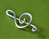 Treble Clef brooch, lapel pin, tie tack, in sterling silver - great gift for musicians