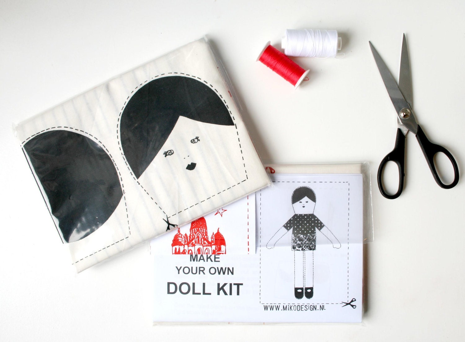 I love Paris doll red