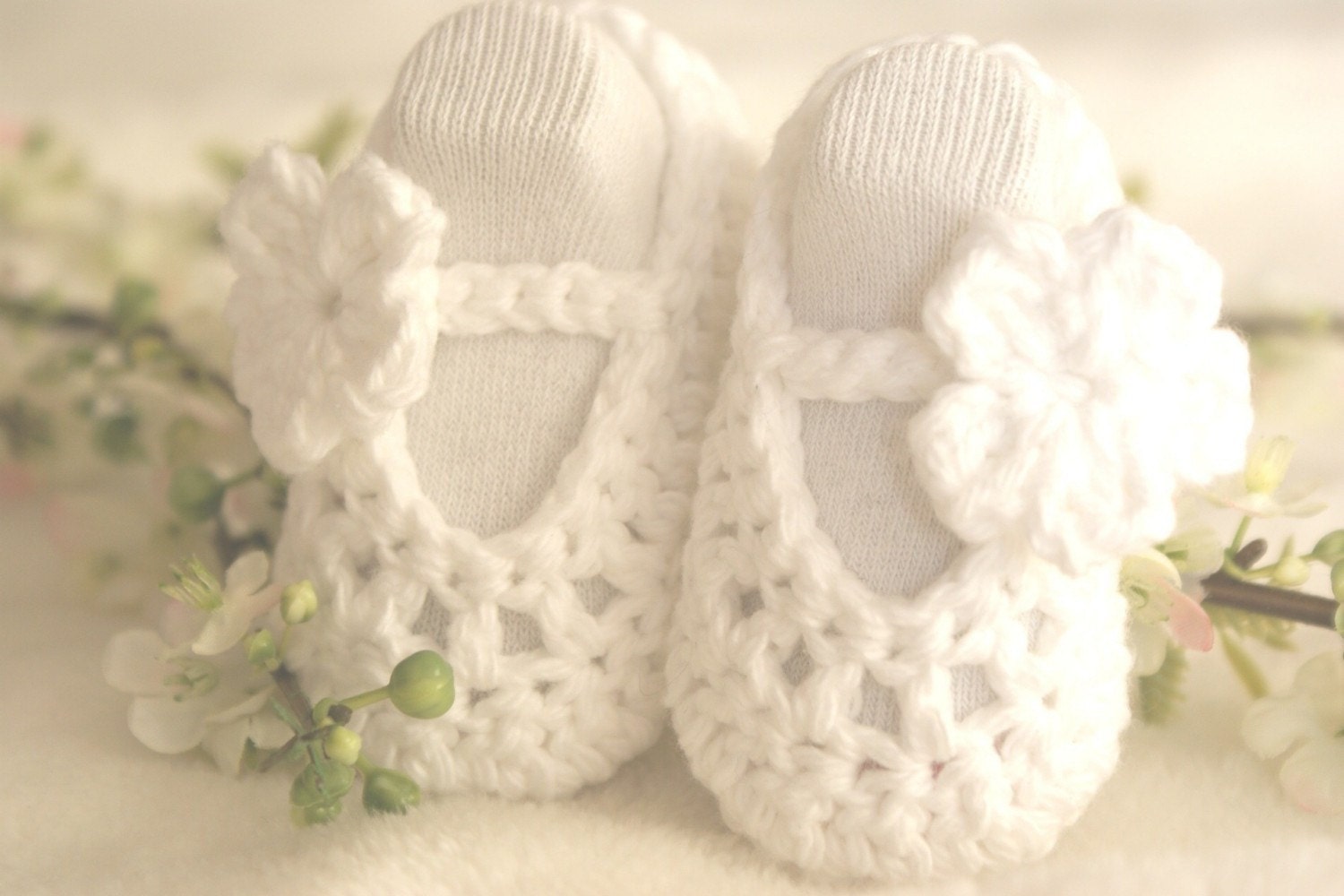 Crocheted Baby Booties, WHITE Baby Ballerina Slippers / shoes 3-6 months