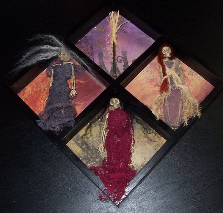 AlteRed ArT WiTcHeS of EaStWiCk WaLL DeCoR OOAK UHAT
