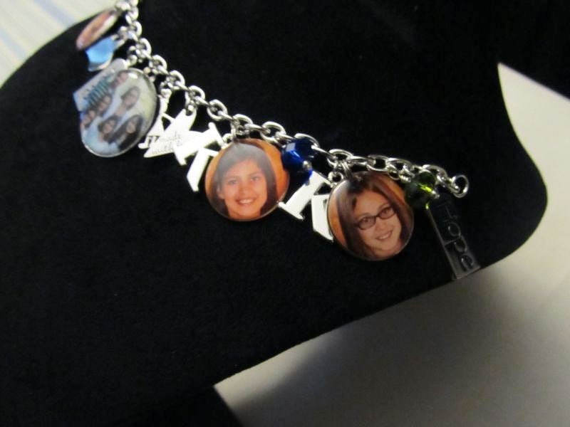 CUSTOM Pendants, Mother's Bracelet, Personalized Picture Pendant, Made to Order