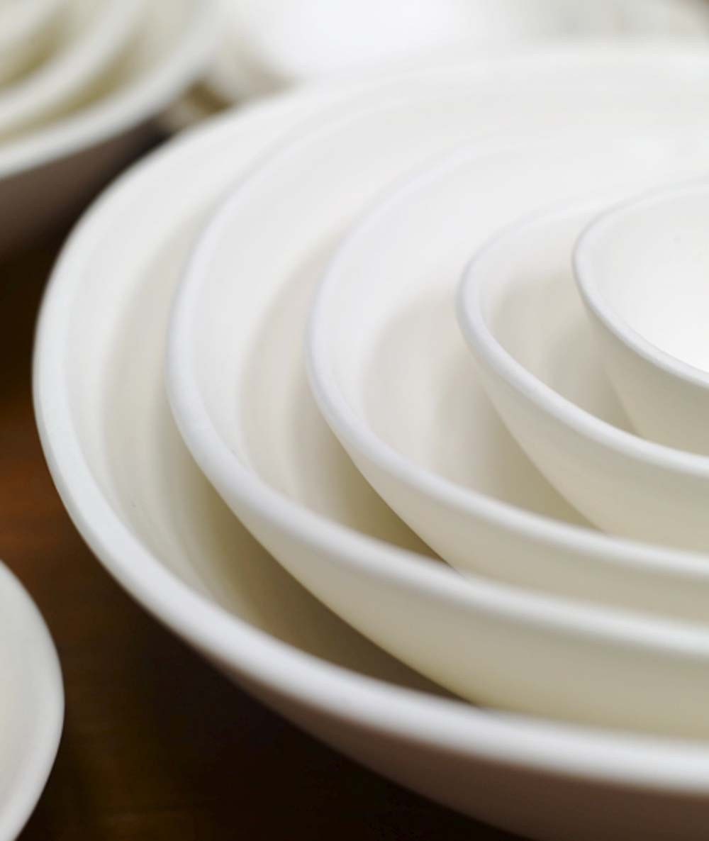 5 Large Nesting Bowls in Clean Matte White by Sara Paloma