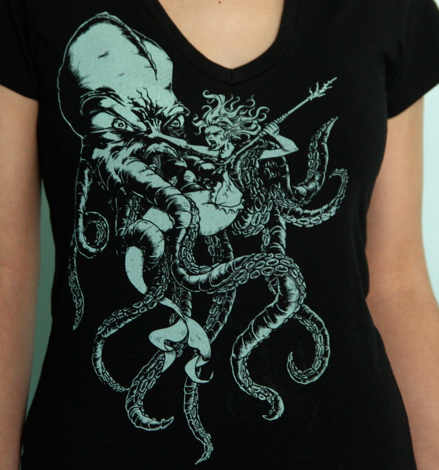 OCTOPUS vs MERMAID Womens V Neck Tee