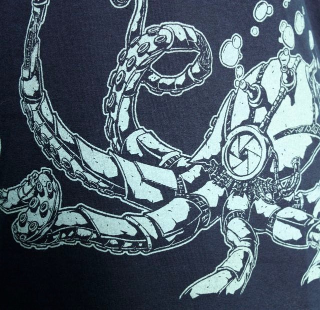 ROBOCTOPUS Mens Tee