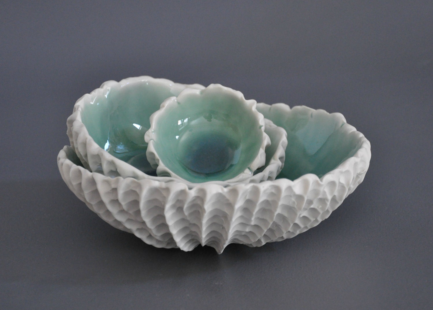 Copper Blue Ceramic Nesting Scallop Bowls - Serving Bowls Dining Dish Kitchen Modern Coastal decor