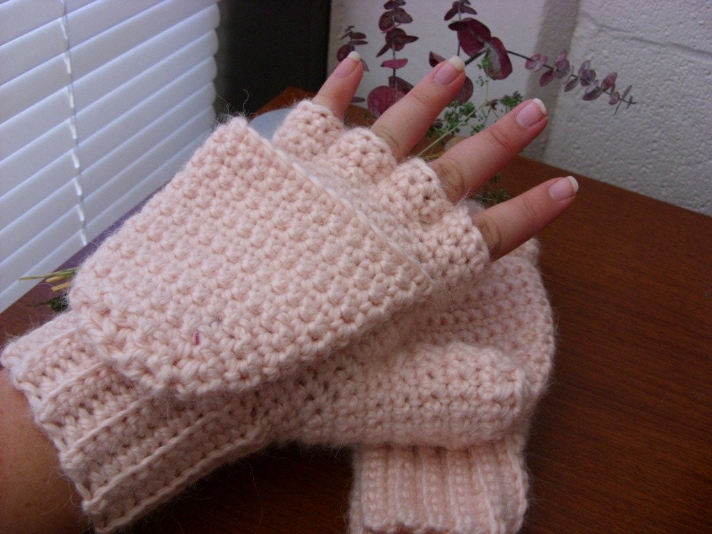 Super Thick and Warm Blush Pink Alpaca Wool Crocheted Convertible Fingerless Mittens/Gloves
