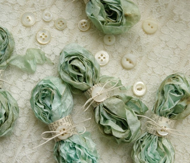 SPRING AQUA Cabbage Roses Ribbon