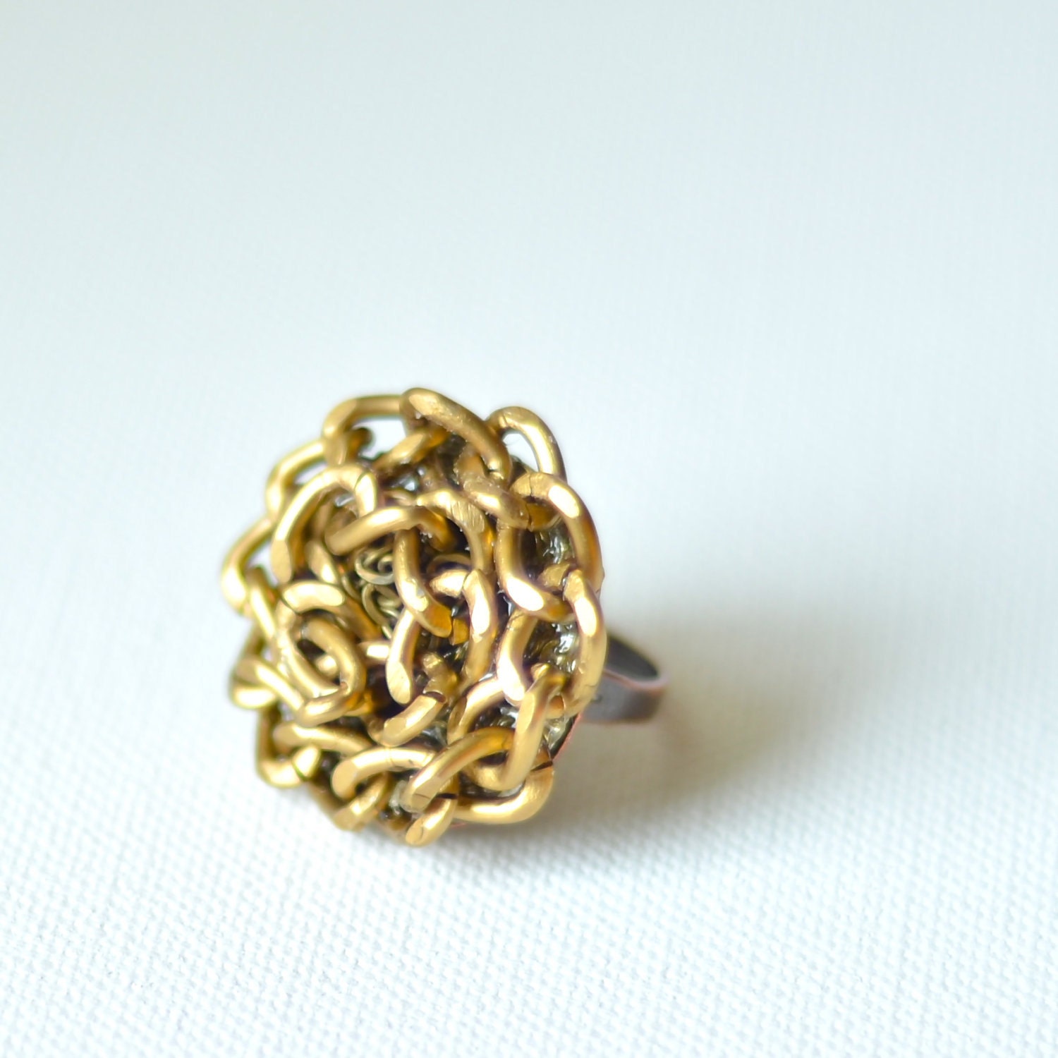 Oversized Ring : Antiqued Gold Curb Chain