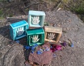 Chunky Hamsa Hand Mini Tile